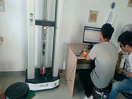 TKS系列万能材料365bet.com最快线路检测中心_365直播电视版下载_外勤365登录官网
现场培训图